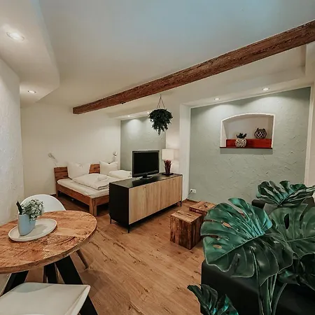 Wohnen In Der Altstadt - Und *