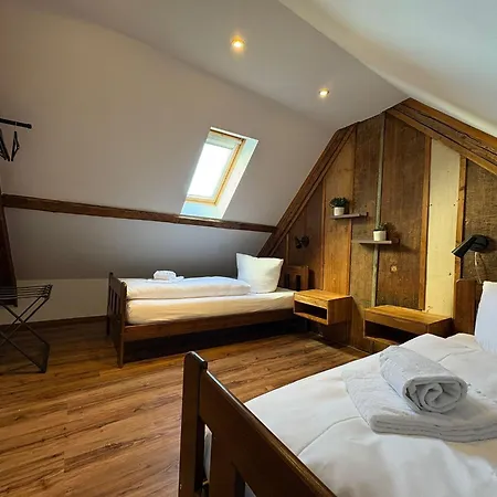 Wohnen In Der Altstadt - Und Gundelsheim (Baden-Wurttemberg)